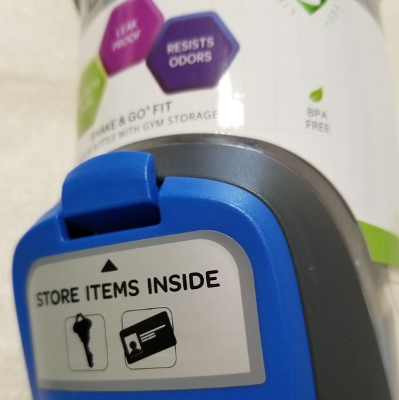 Contigo Shake & Go Fit, shaker bottle with gym storage, 24 ounces - Picture 9 of 10